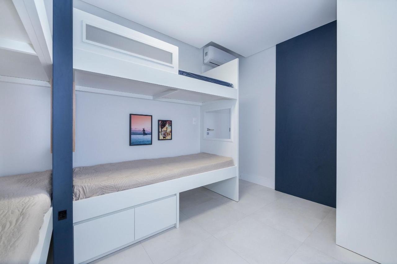 Adra 106 - Apartamento No Centro De Bombinhas - Rooftop Com Piscina E Academia - A Poucos Metros Da Praia - Exterior foto