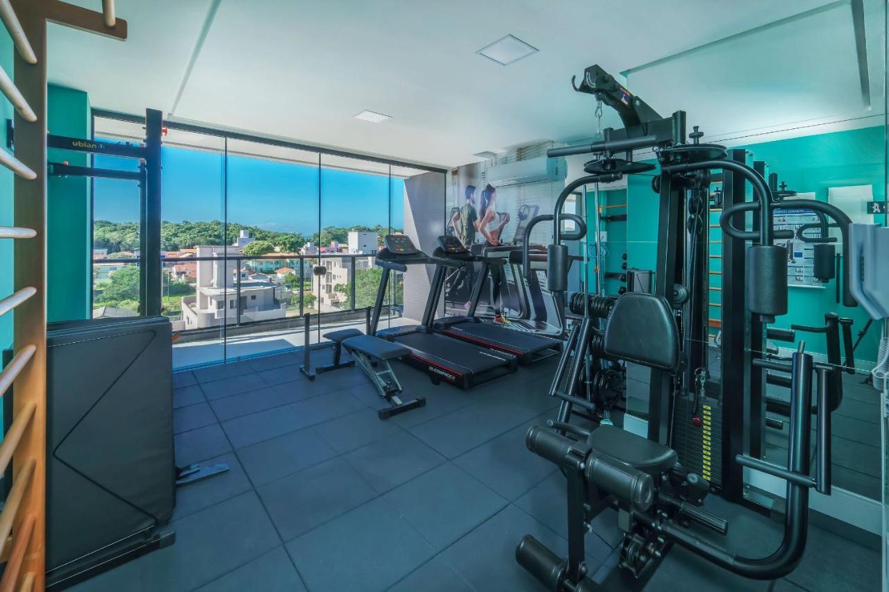 Adra 106 - Apartamento No Centro De Bombinhas - Rooftop Com Piscina E Academia - A Poucos Metros Da Praia - Exterior foto